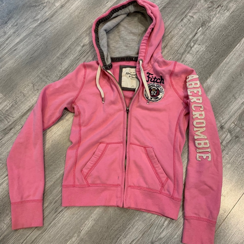 Abercrombie & Fitch sweater